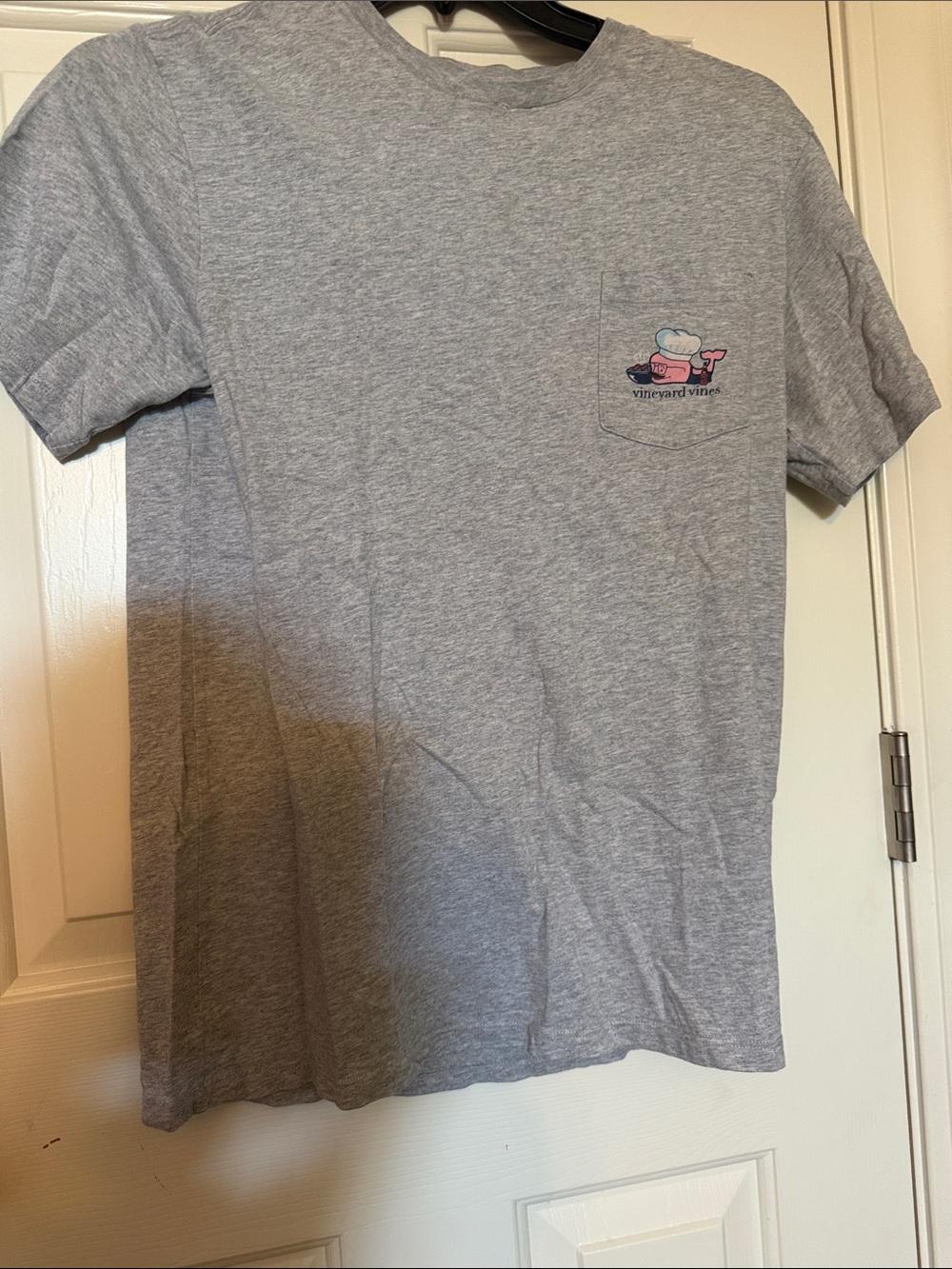 Vineyard Vines Heather Gray Short Sleeve Pocket Tee with Pink & Blue Graphic